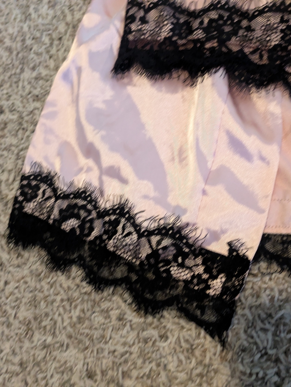Pink Satin & Lace Robe And Short Set - Picture 4 of 9
